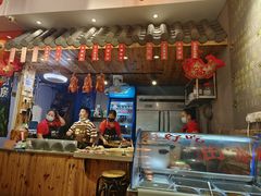 -爆炸头阿姨小四川正宗川味小吃(无任何分店)