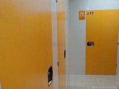 -安东易迷你自助仓储寄存仓库(杨浦店)