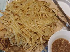 -海派美食·家宴海鲜青岛菜·石锅鲽鱼头(东方城店)