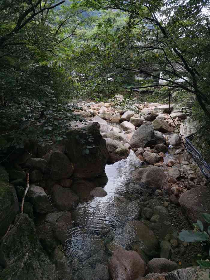 乌龙潭-"乌龙潭在黄山风景区北大门的松谷景区内,如."-大众点评移动版