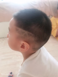 -PE SALON