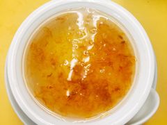血燕窝炖冰糖-义福巷鱼翅燕窝