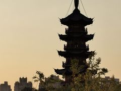 -龙华寺