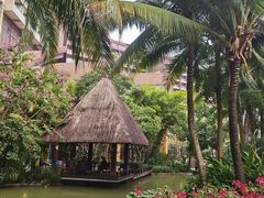 -三亚湾海居铂尔曼度假酒店