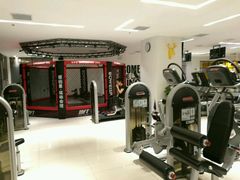 -诺伯曼·运动会馆(新梦店)