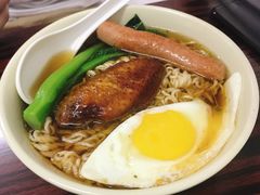 鸡翼肠仔蛋汤丁-華叔茶記