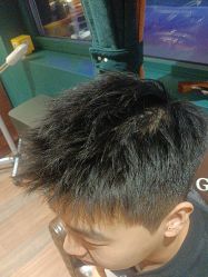 -太子爷男士理发馆