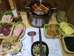 -独食火锅·半米屋台(直营总店)