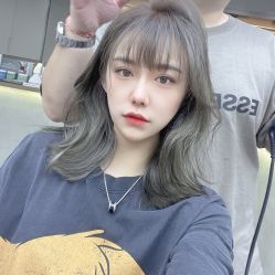 -变画·发型STUDIO