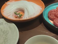 -老牌坊云南鱼豆花火锅(嵩山店)