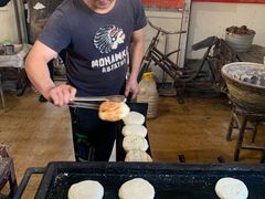 -老西关黄老太牛肉烧饼