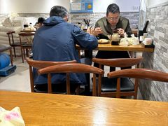 -黄阿姨锅贴大王(万航渡路店)