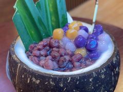 -椰吉满•鲜椰饮品(侨港黑金冠好店)