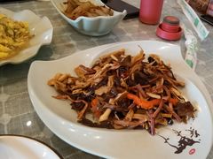 -小厨子私房菜·云南美食店