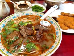 -金杨拉面王小吃面馆·牛三宝面·红烧牛肉粉