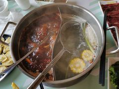 -花田煮鲜牛肉火锅(钟楼众汇店)