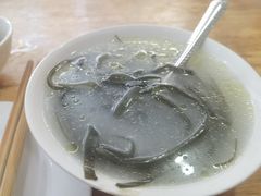 -胡成记口蘑龙眼包子(盐道街店)