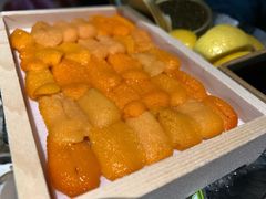 鲜活海胆-Osteria Garden 生蚝花园餐厅(原进贤路店)