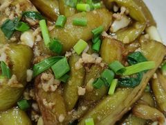 -湖南人家湘菜馆(镇江路店)