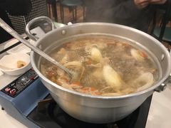-月亮房·白斩鸡(娄山关路店)
