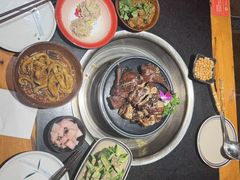 -小饕荟雅安贡椒鱼鲜馆(广福桥店)