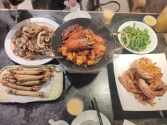-南海底小海鲜·湘菜(鲁巷吴家湾店)