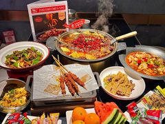 -辣尚瘾·烤鱼·新川菜(牡丹园直营店)