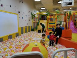 -MAGE麦其天地儿童乐园(滨江百联店)