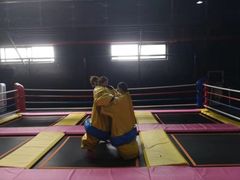 -嘿哟动霸CHUA·新潮玩运动娱乐中心·蹦床滑冰团建乐园