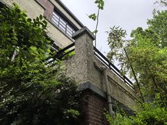 -胶囊画廊