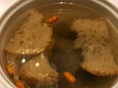 松茸海参汤每位-豪廷轩中餐厅·特色云南菜(温德姆至尊豪廷大酒店)