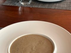 -MONICH牛排融合餐厅(和义大道购物中心店)