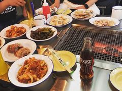 -马路牙子地桌烤肉(工体店)