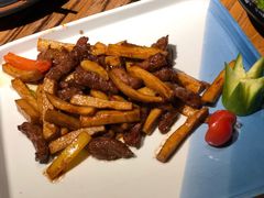杏鲍菇炒牛柳-YAFEE雅菲·粤菜·湘菜·融合菜(魏公村店)