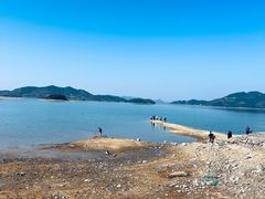 -四明湖