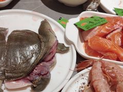 -黑金·寻焰自助百汇·烤肉·火锅(中街店)