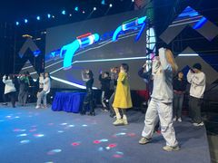 -万达广场(临港店)