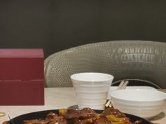 -红山红餐厅(宏源大厦店)