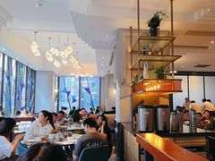 -港丽餐厅(高德置地店)