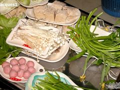 涮菜-海底捞火锅(金花路店)
