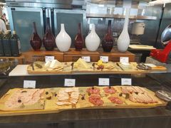 -圣丰索菲特·2 On 988 Café 自助餐厅
