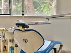 -海南口腔医院(国贸门诊部)