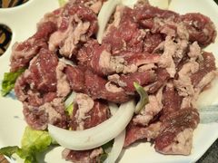 -七甲山烤肉(长白山奇石山珍根艺一条街店)