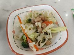 -天天初二·天津传统捞面·天津特色菜(凌奥总店)