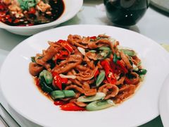 -麒麟华膳汇(飞泷商务大厦店)