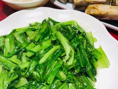 蒜蓉油麦菜-天添纸包鸡家常菜