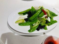 橄榄油炒时蔬-俄士厨房(时代天街店)
