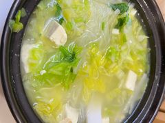 -闫家驴肉老店(华电一校店)