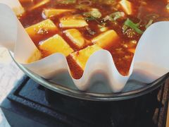 -穹六人间 people 6(岳阳路店)