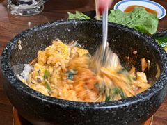 -焼肉まんぐう